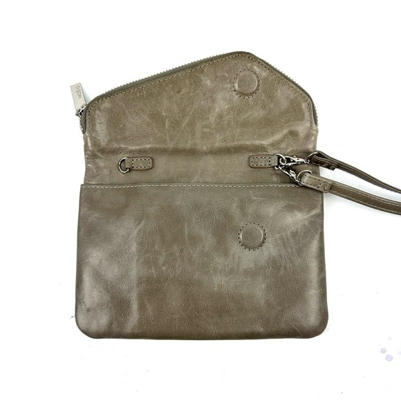 Hobo International Daria Wristlet Taupe Gray Leather Clutch Organizer - Picture 3 of 7